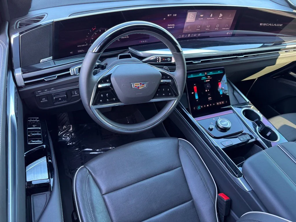 Used 2025 Black Cadillac Sport image 25