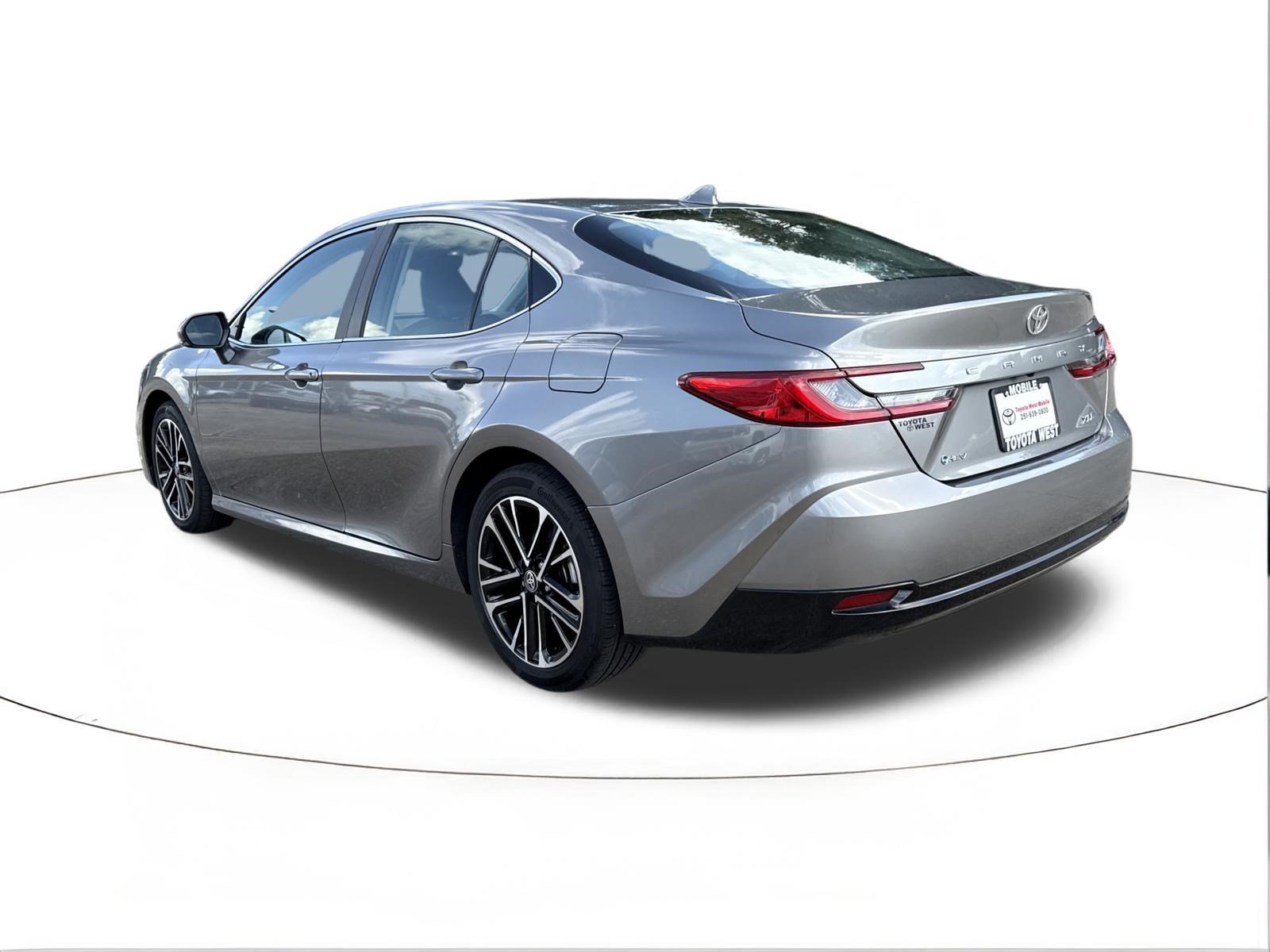 Certified Used 2025 Heavy Metal Toyota XLE image 5