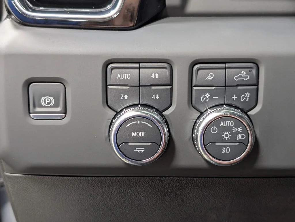 Used 2025 Sterling GMC Denali Ultimate image 12