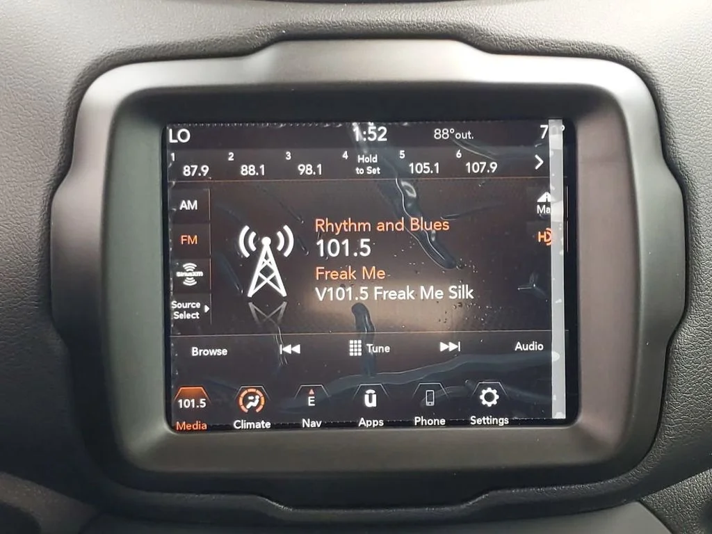 Used 2023 Black Jeep Trailhawk image 21