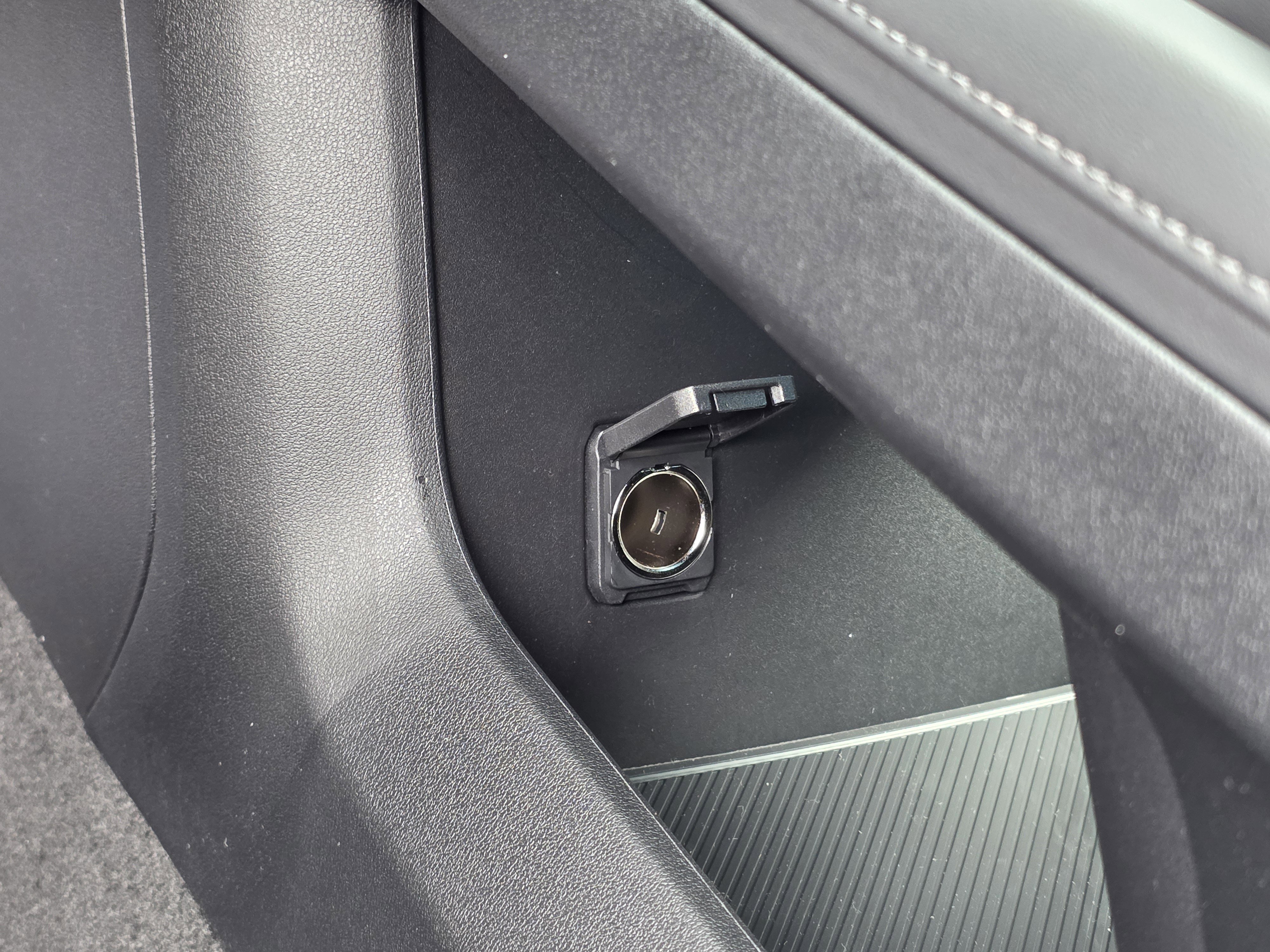 New 2027 Ebony Black Kia X-LINE SX image 23