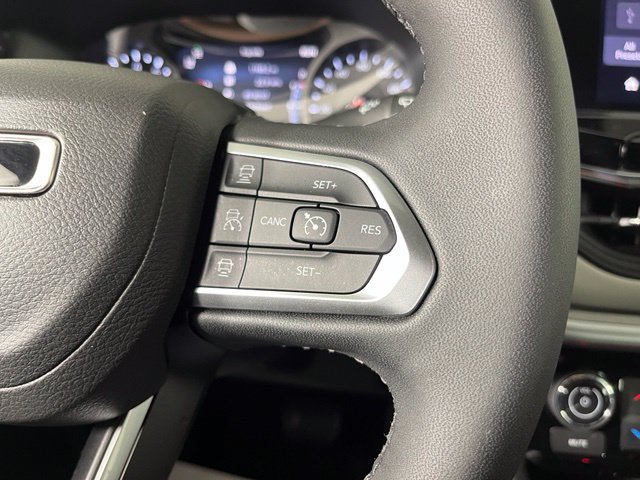 Used 2026 Silver Jeep Limited image 21