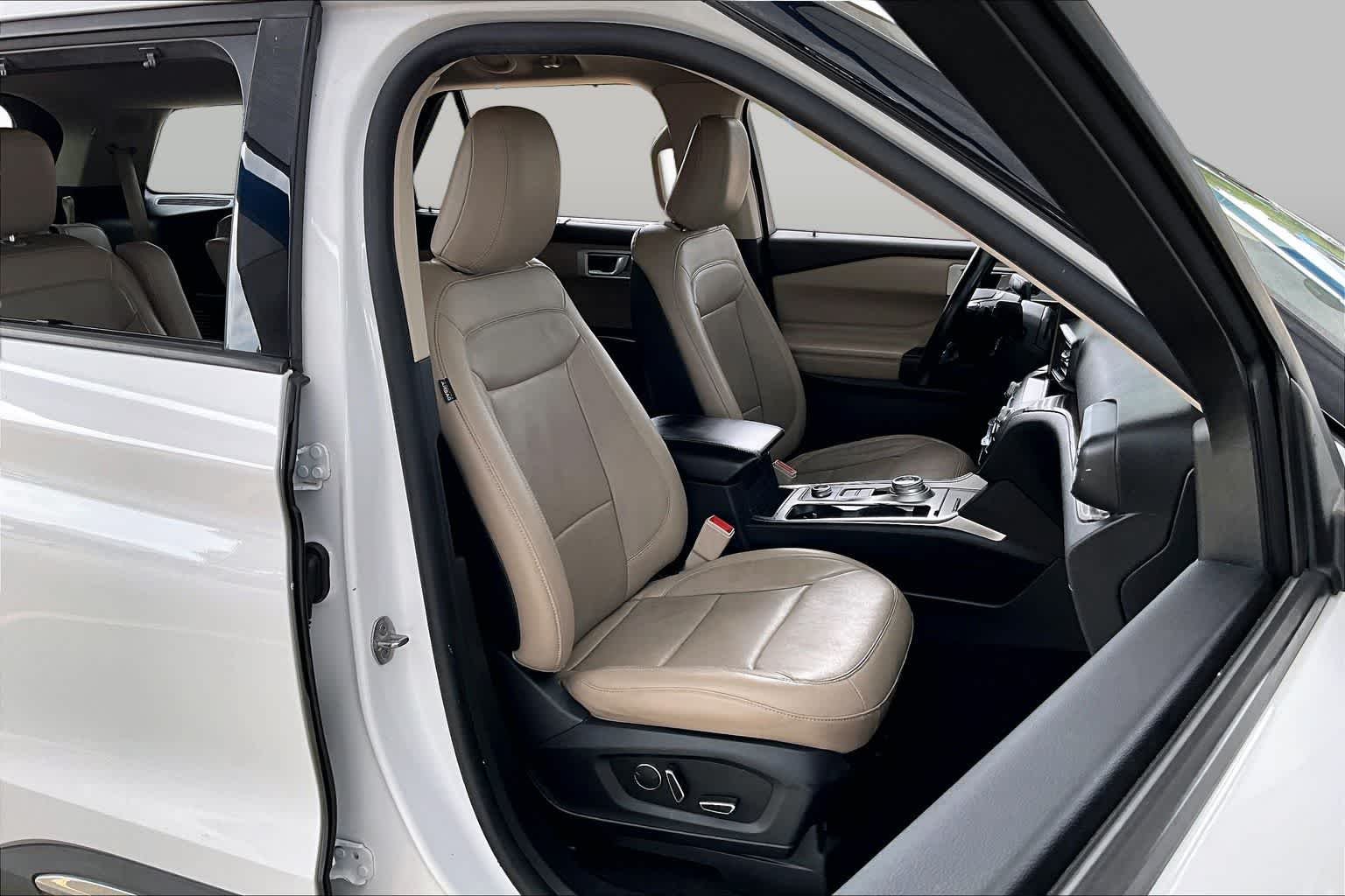 Used 2020 Oxford White Ford Limited image 9