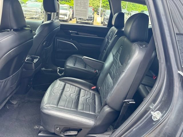 Used 2020 Gravity Grey Kia SX image 11