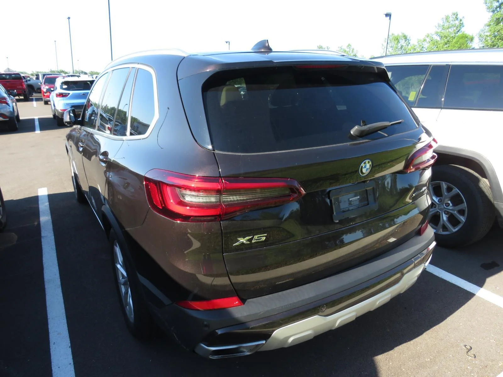 Used 2022  BMW  image 12