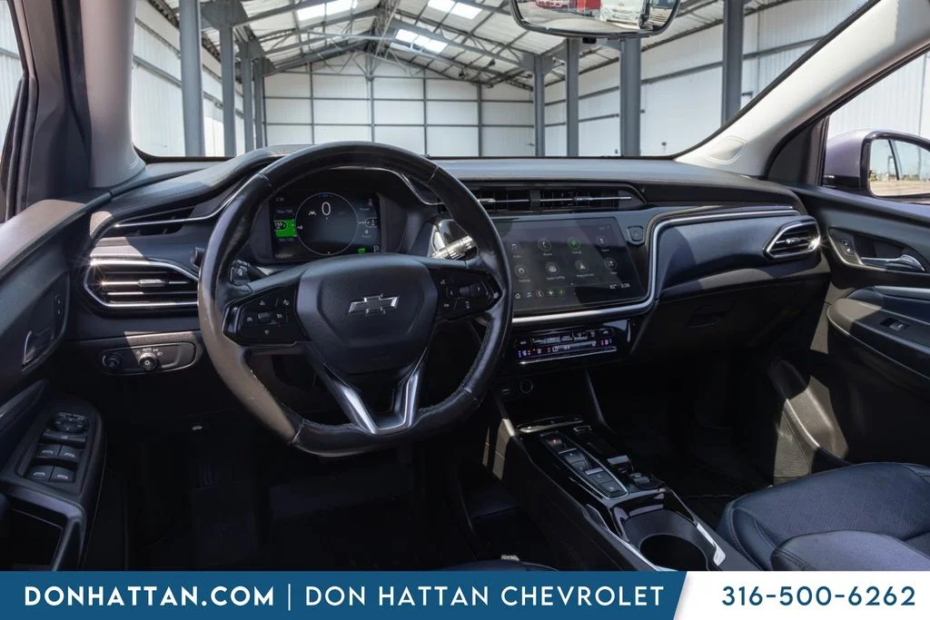 Used 2023 Gray Chevrolet Premier image 16