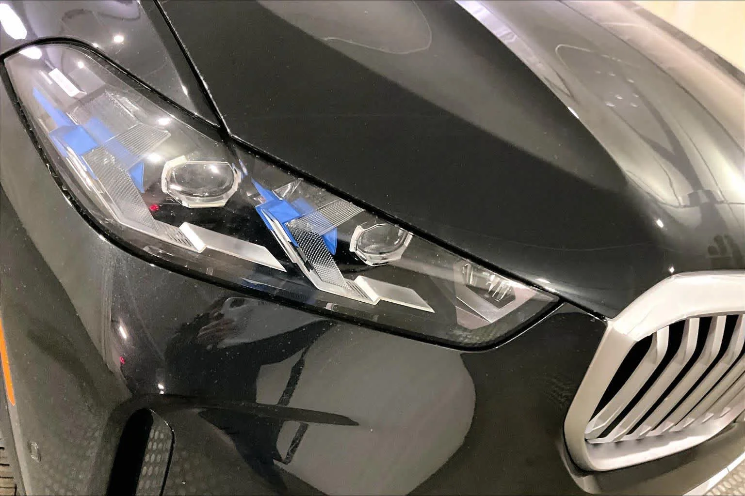 New 2026 Black Sapphire Metallic BMW xDrive40i image 16