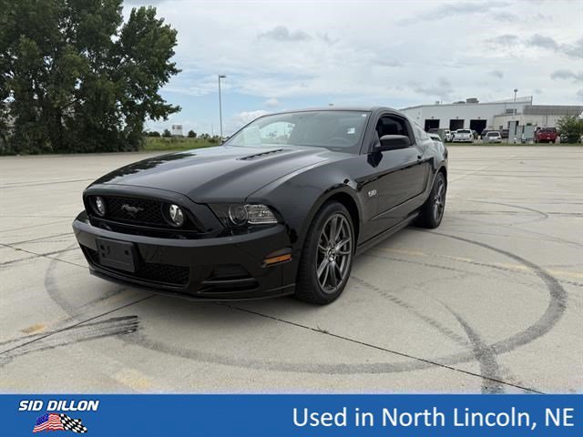 Used 2014 Black Ford GT Premium image 1