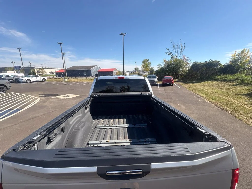 Used 2018 Silver Ford XLT image 21