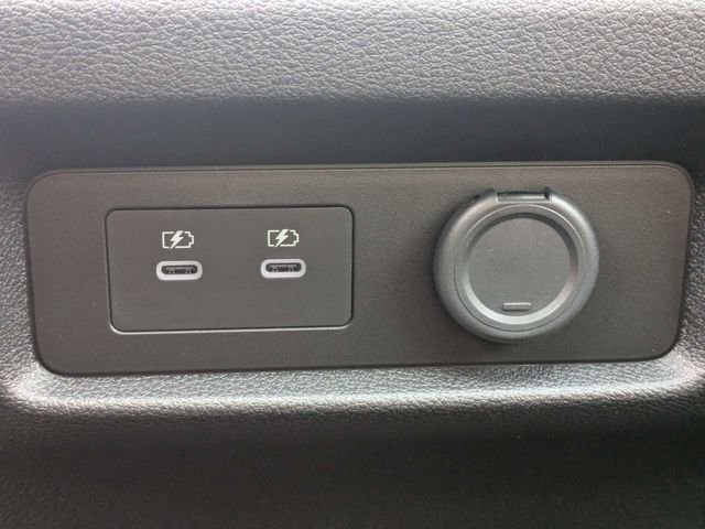 New 2026 RADIANT WHITE INFINITI Luxe 2WD image 15