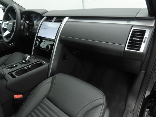 Used 2026 Santorini Black Metallic Land Rover Gemini Edition image 17