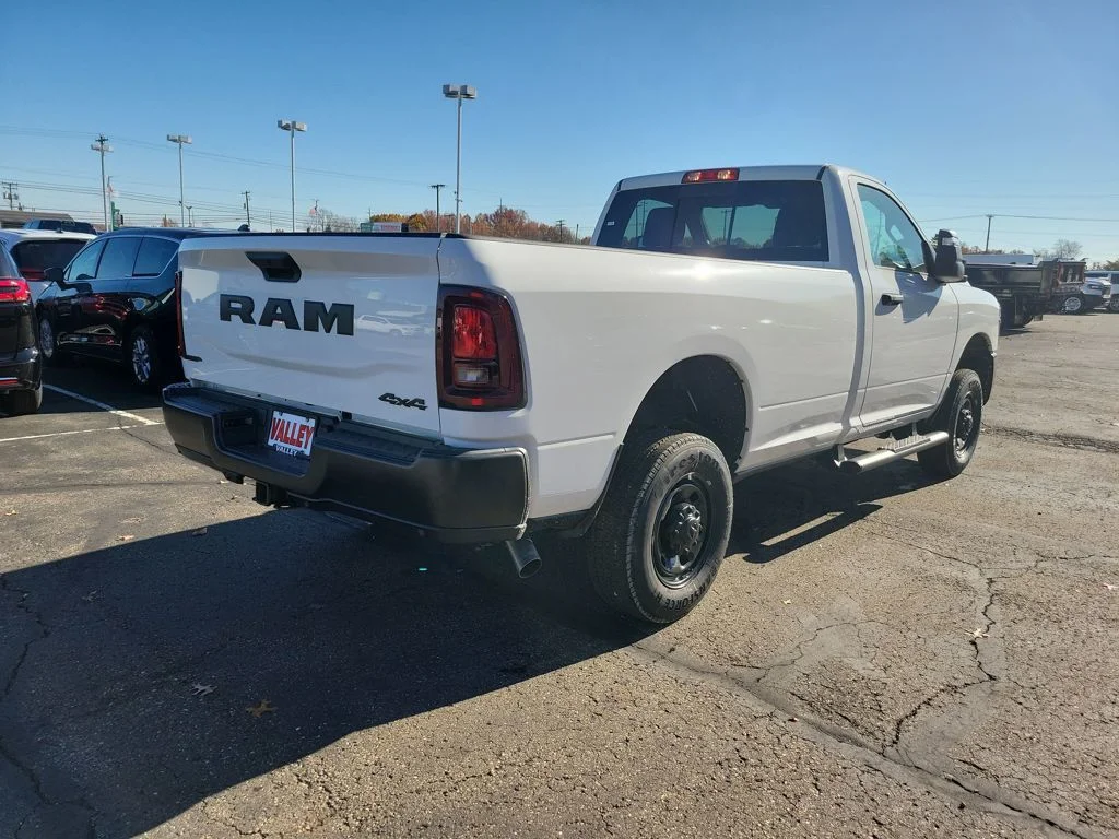 2026 RAM 2500 Tradesman - Photo 6