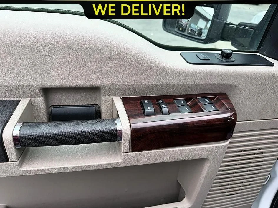 Used 2009 White Ford Lariat image 11