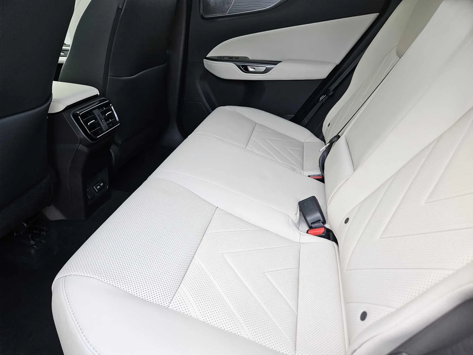 Certified Used 2025 ATOMIC SILVER Lexus Luxury image 22