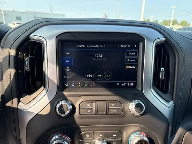 Used 2019 DARK SKY METALLIC GMC SLT image 22