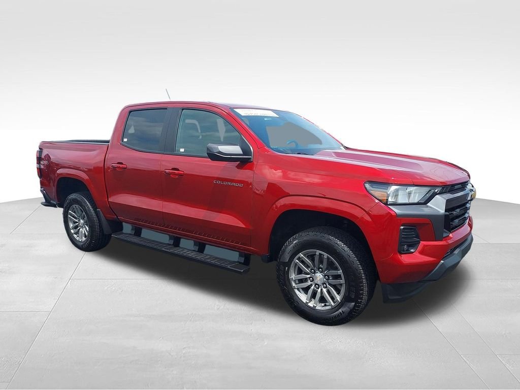 Used 2023 Red Chevrolet LT image 7