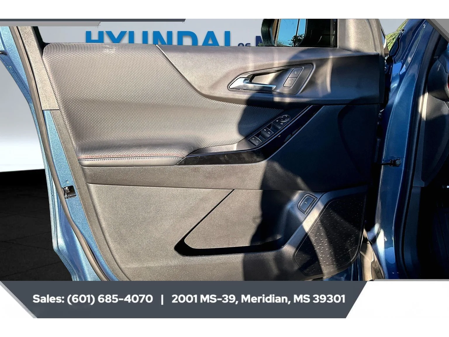 Used 2026 LAKESHORE BLUE METALLIC Chevrolet FWD RS image 17