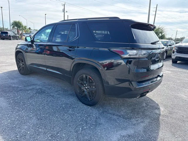 Used 2019 MOSAIC BLACK METALLIC Chevrolet Premier image 5