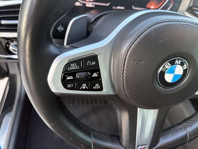 2021 BMW 5 Series M550i - Photo 17