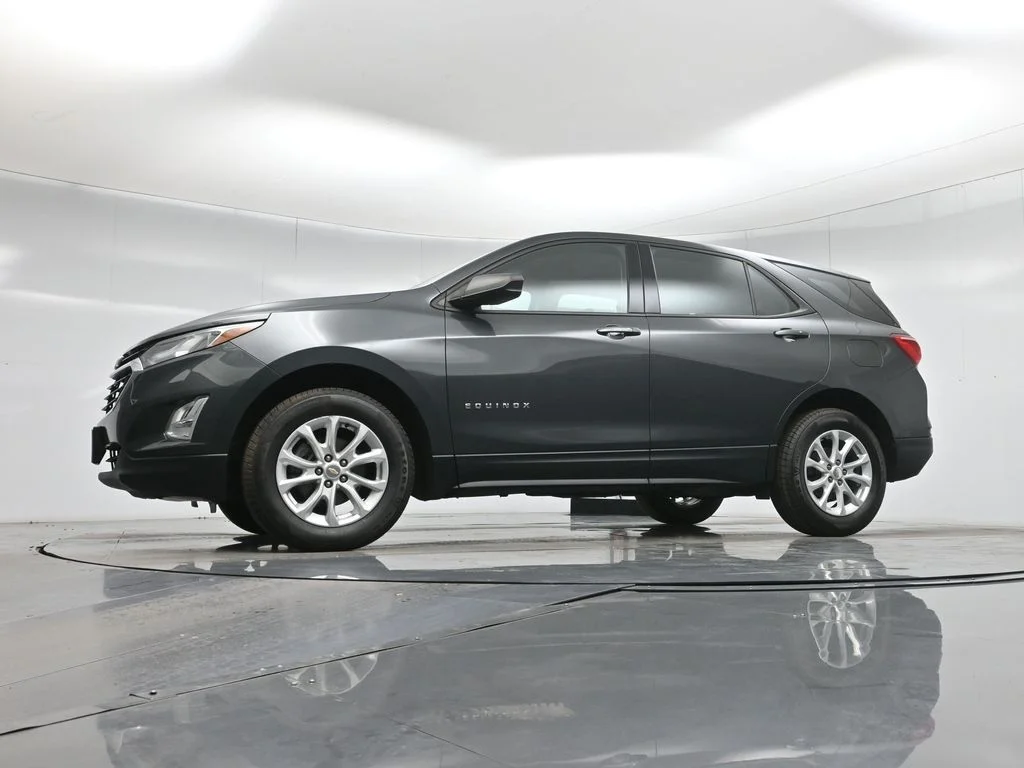 Used 2019 Gray Chevrolet LS image 8