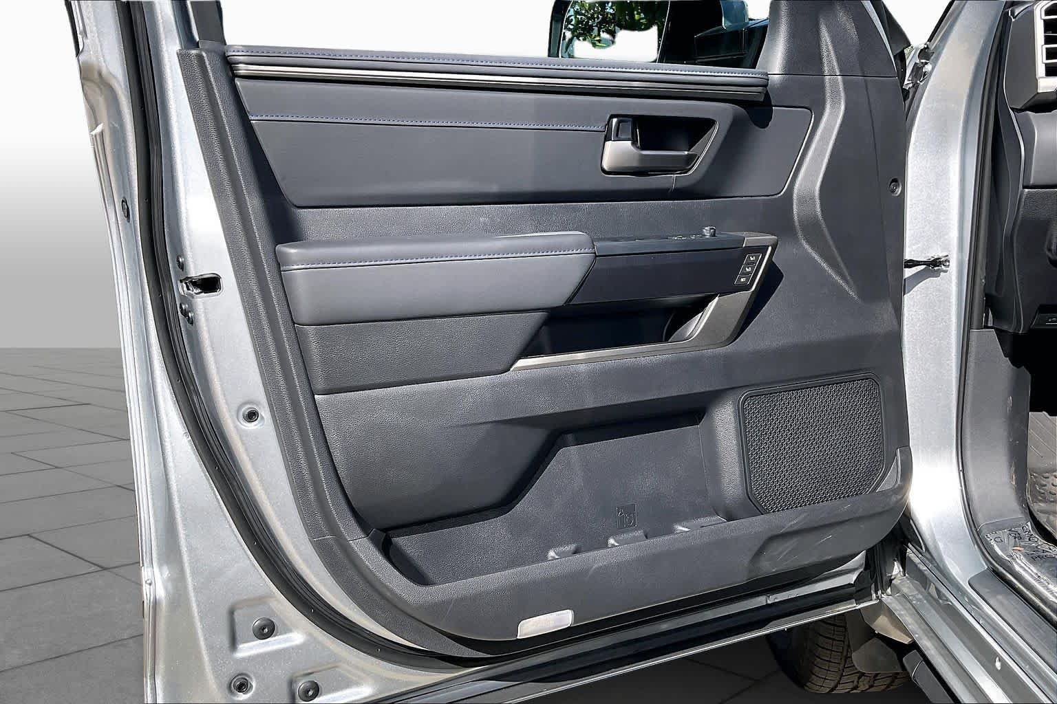 2026 Toyota Tundra Platinum - Photo 10