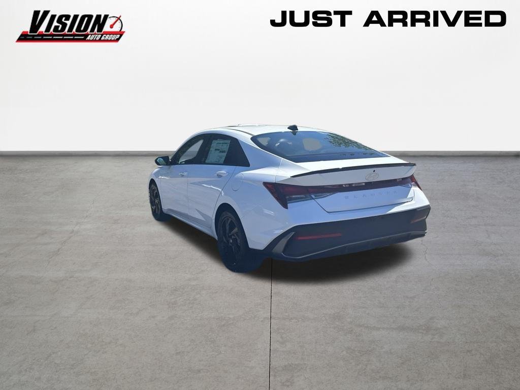 New 2026 White Hyundai SEL Sport image 4