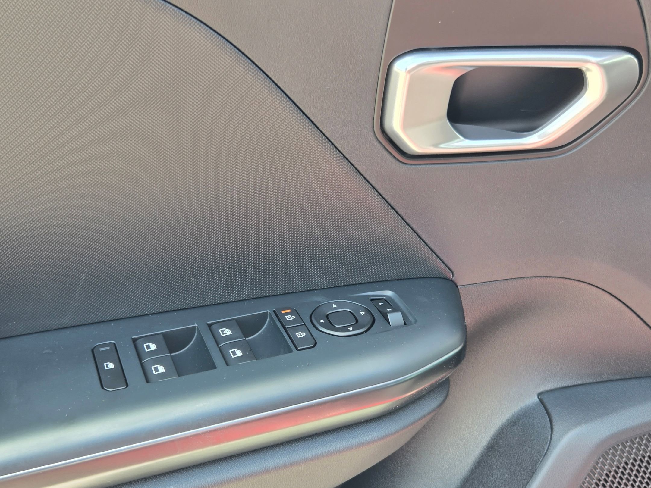 New 2026 Currant Red Kia LXS image 20