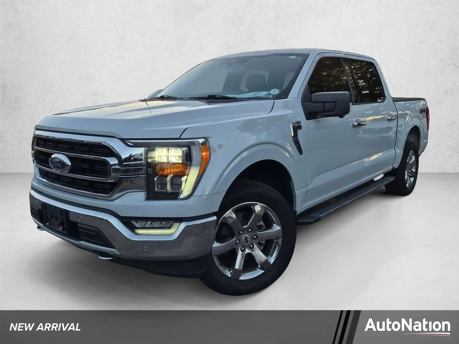 Used 2021 Space White Metallic Ford XLT image 1
