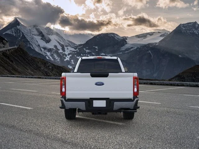 New 2026 Oxford White Ford XL image 5