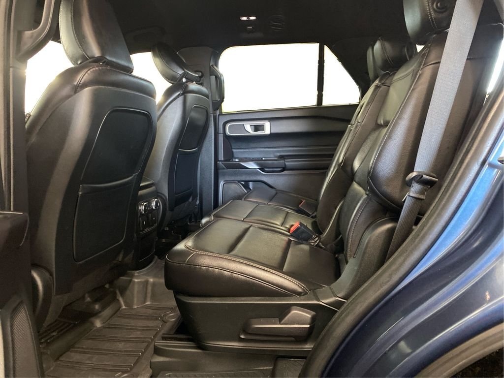 Used 2020 Blue Ford XLT image 8