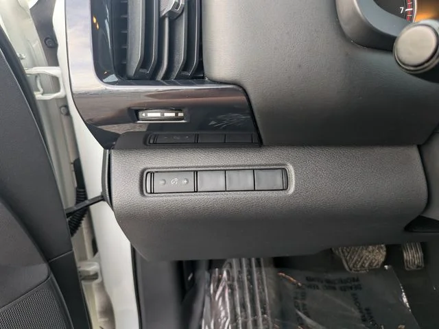 Certified Used 2023 White Nissan S image 31
