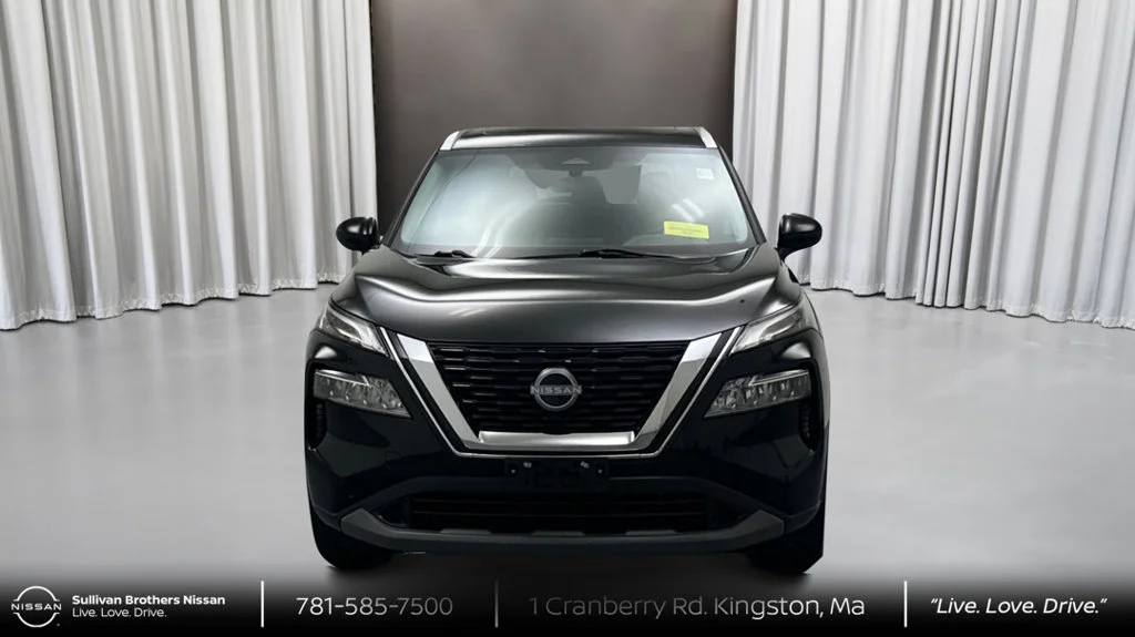 Used 2023 Black Nissan SV image 2