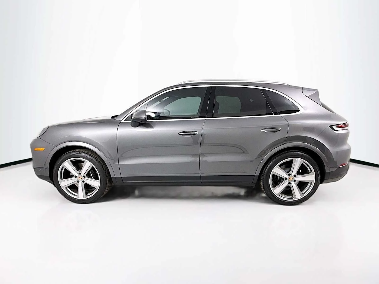 Certified Used 2025 Quartzite Grey Metallic Porsche  image 2