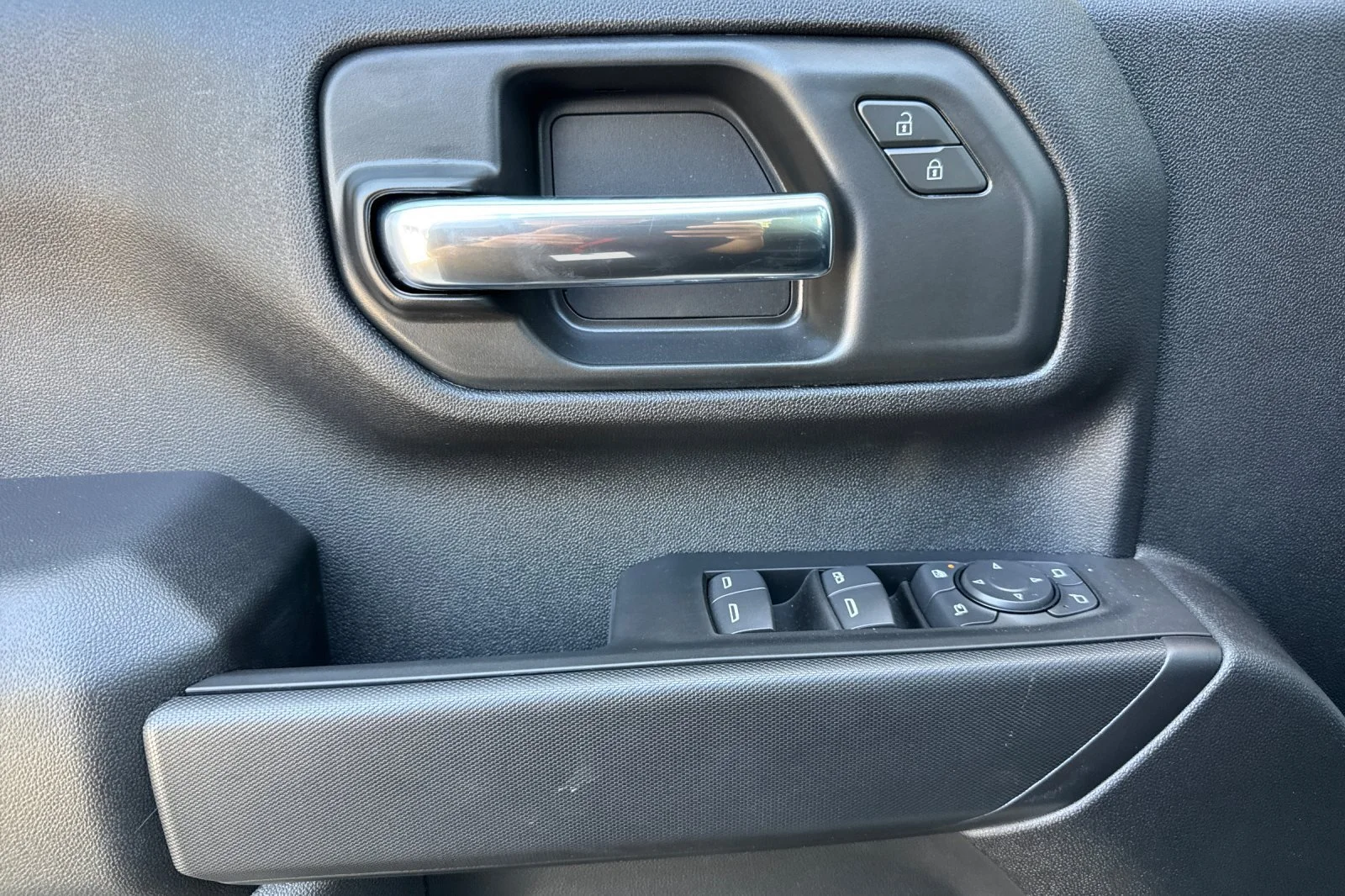 2026 Chevrolet Silverado 2500 HD WT view 10