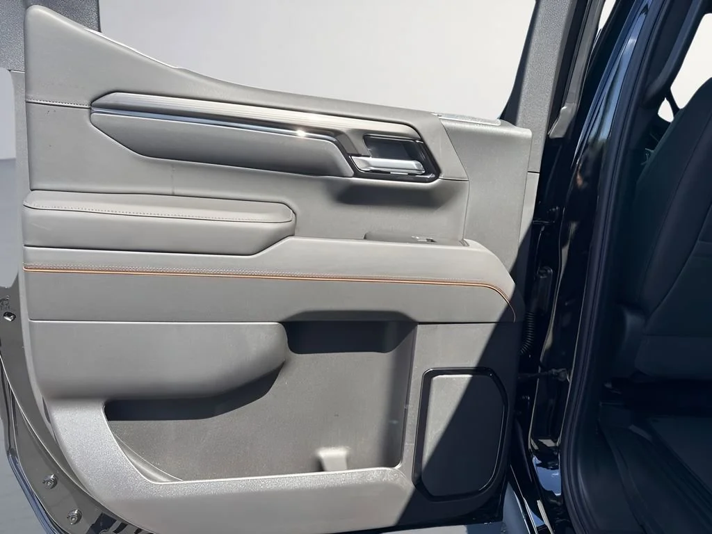 New 2026 Onyx Black GMC AT4 image 27