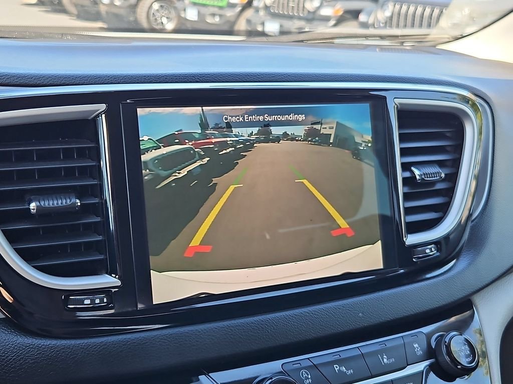 Used 2023 Bright White Clearcoat Chrysler Touring L image 19
