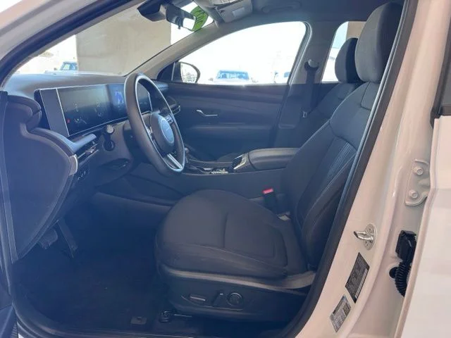 Certified Used 2025 White Hyundai SEL image 9