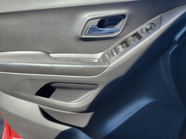 Used 2022 Red Chevrolet LT image 19