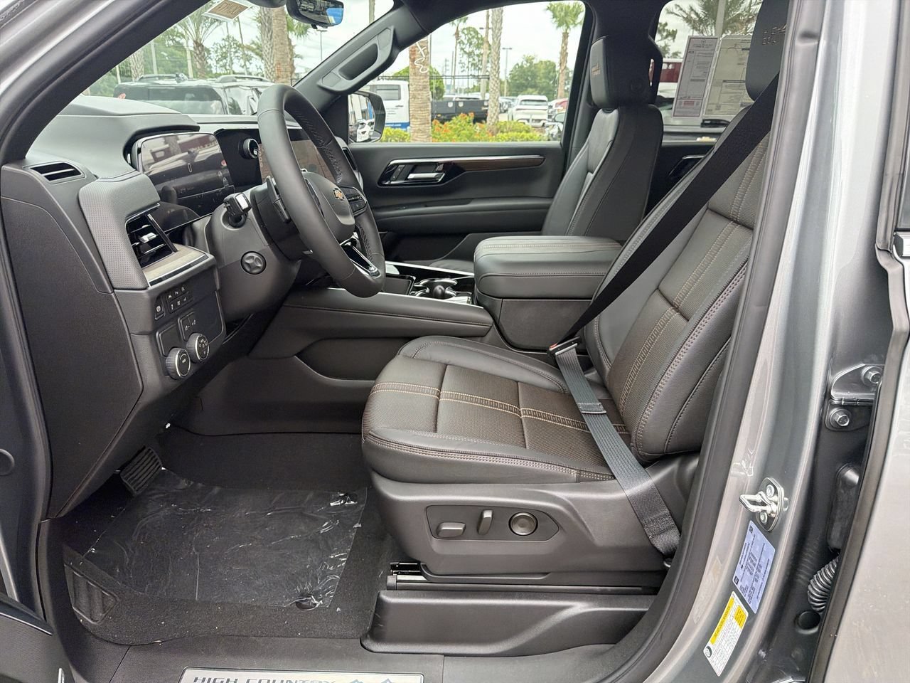 2026 Chevrolet Suburban High Country - Photo 19