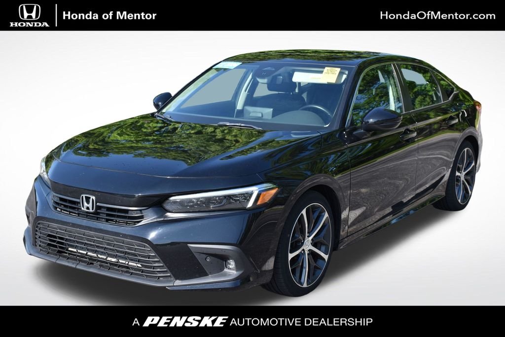 2024 Honda Civic Touring CVT's photo
