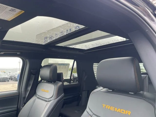 New 2026 Dark Matter Gray Metallic Ford Tremor® image 31
