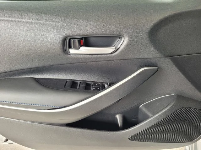 Used 2022 Silver Toyota SE image 18