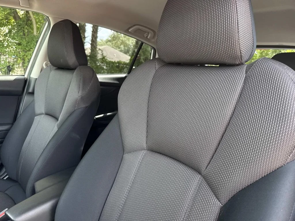 Used 2023 White Subaru Base image 24