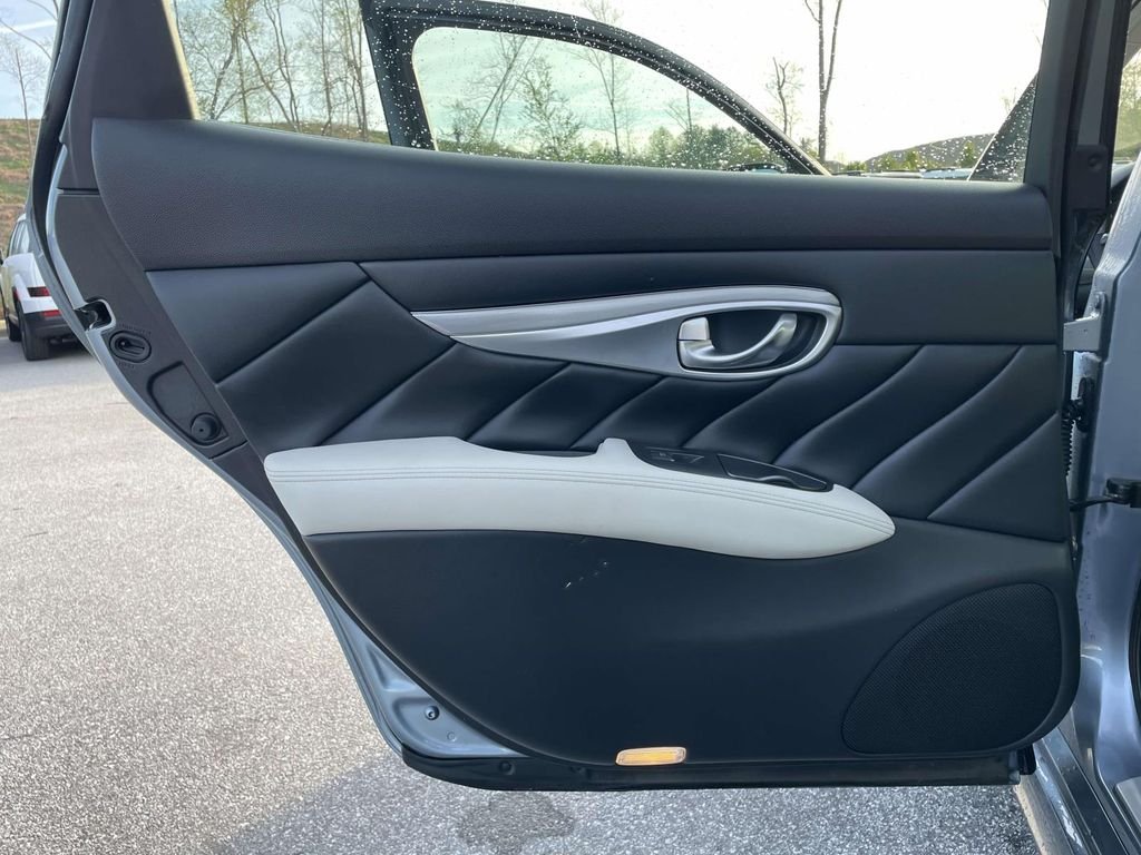 Used 2017 INFINITI Q70L 3.7 with VIN JN1BY1PP1HM170806 for sale in Fletcher, NC