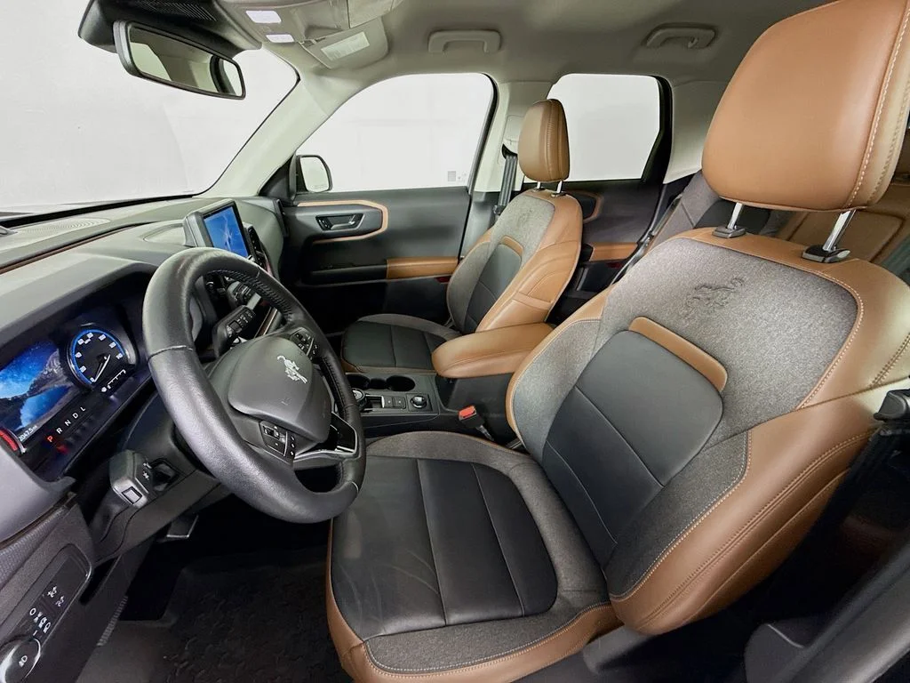 Used 2022 Black Ford Outer Banks image 5