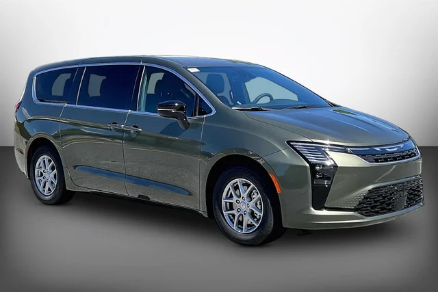 2027 Chrysler Pacifica Select