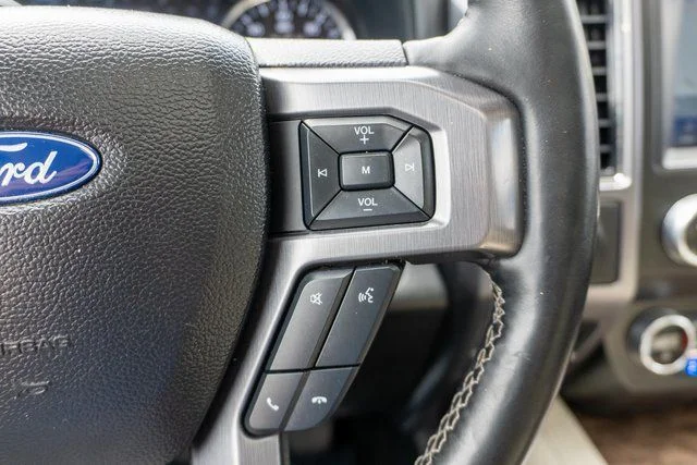 Used 2021 White Metallic Ford Platinum image 36