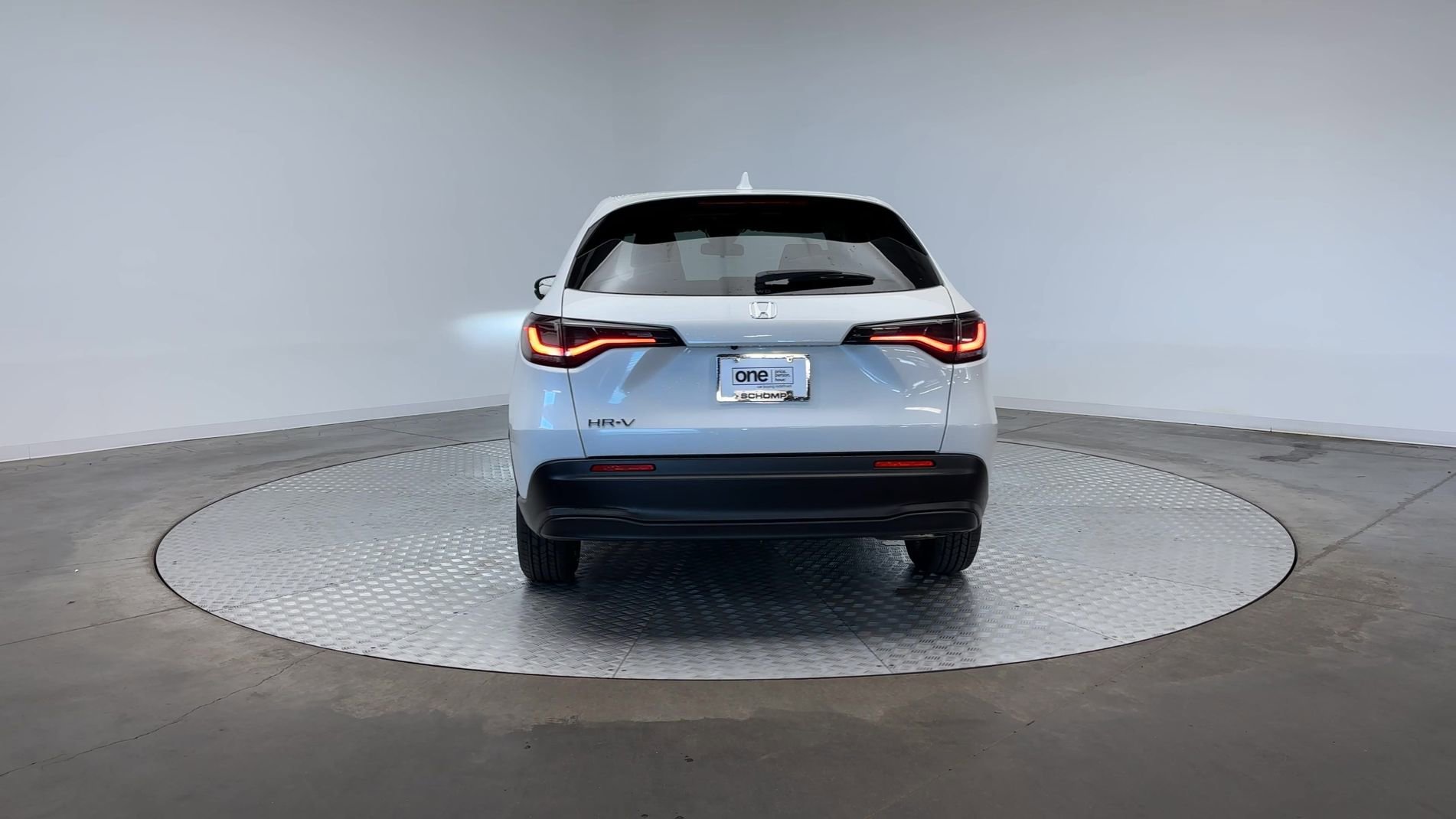 New 2026 Platinum White Pearl Honda LX image 7
