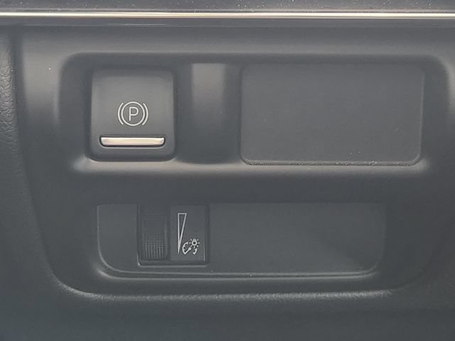 Used 2025 Black Raven Cadillac Sport image 20