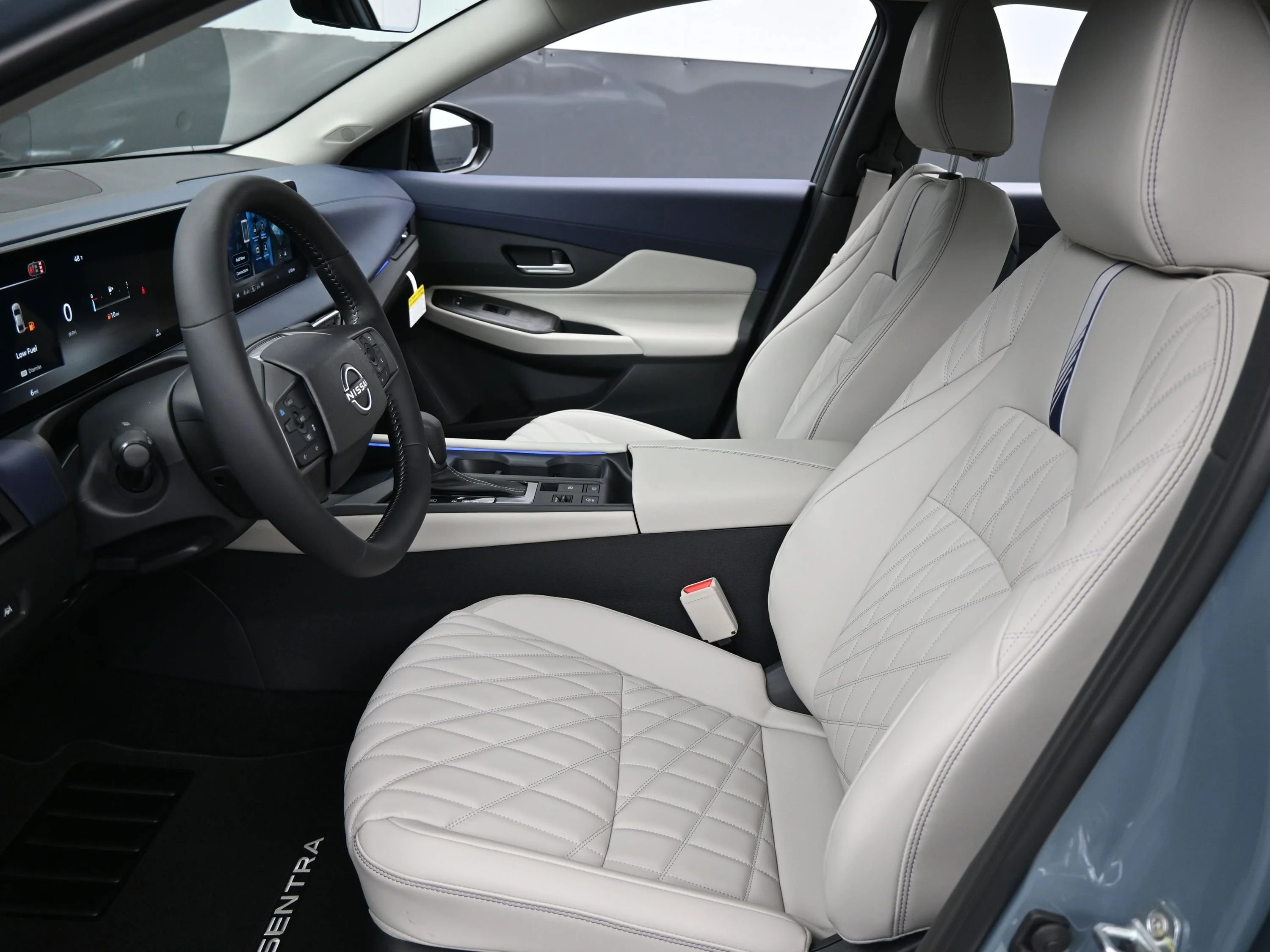 New 2026 Atlantic Gray Metallic Nissan SL image 9